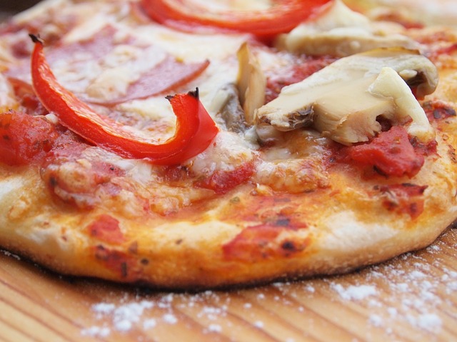 pizza-1048300_640